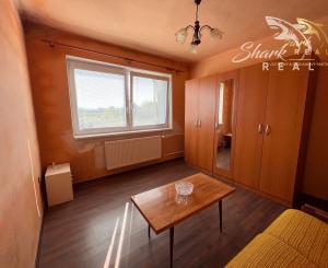 ZNÍŽENÁ CENA - Presvetlený 4 izbový rodinný dom s garážou