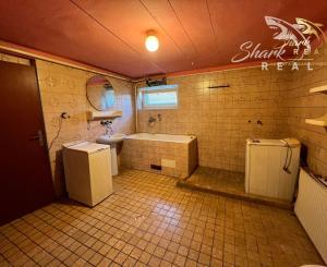 ZNÍŽENÁ CENA - Presvetlený 4 izbový rodinný dom s garážou