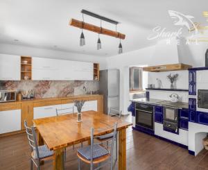 Priestranný dom v lone prírody