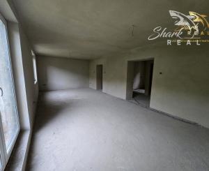 Priestranná budova s bývaním