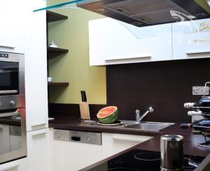 Kompletne zariadený 3 - izbový byt v srdci Bratislavy