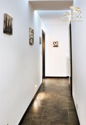 Kompletne zariadený 3 - izbový byt v srdci Bratislavy