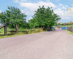 ZNÍŽENÁ CENA - EXKLUZÍVNE: Záhrada s murovanou chatkou – Špačince, Dolný mlyn – len 5 minút od Trnavy!