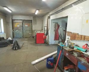 Zaujímavý objekt vhodný na podnikanie v obci Vyhne