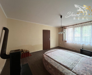 PREDANÉ - Chalupa pri potôčiku / Nová Baňa