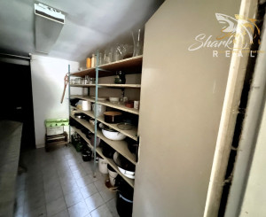 PREDANÉ - Chalupa pri potôčiku / Nová Baňa