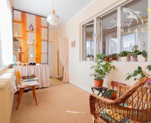 KRÁSNY rodinný dom v atraktívnej obci BANKA