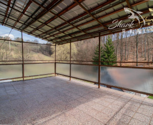 REZERVOVANÉ - Rodinný dom s rozľahlým slnečným pozemkom