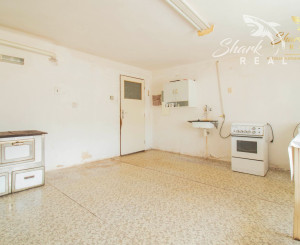 REZERVOVANÉ - Rodinný dom s rozľahlým slnečným pozemkom