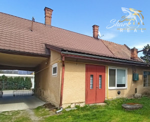 Nová cena! Rodinný dom v centre Žarnovice – ideálny aj na podnikateľské účely