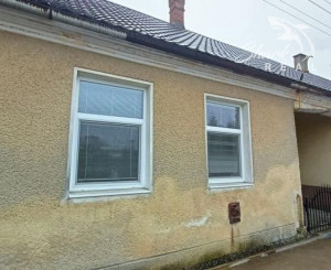 Nová cena! Rodinný dom v centre Žarnovice – ideálny aj na podnikateľské účely