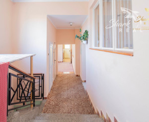 Čiastočne zrekonštruovaný dom vo výbornej lokalite s garážou