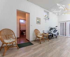 ZABEHNUTÝ RODINNÝ PENZIÓN vo vyhľadávanej lokalite Malých Karpát, VAŠA VÝHODNÁ INVESTÍCIA DO BUDÚCNOSTI