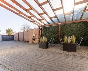 ZABEHNUTÝ RODINNÝ PENZIÓN vo vyhľadávanej lokalite Malých Karpát, VAŠA VÝHODNÁ INVESTÍCIA DO BUDÚCNOSTI