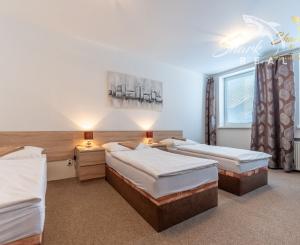 ***SKVELÁ INVESTÍCIA -  NEHNUTEĽNOSŤ  20 km od Trnavy***Podnikanie, Domov, Zabezpečený výnos***