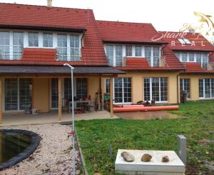 Na prenájom komerčné priestory v penzióne 