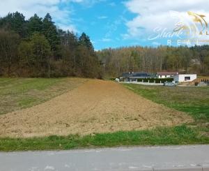 Veľký stavebný pozemok