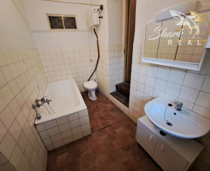 Rodinný dom s pozemkom vhodným na podnikanie