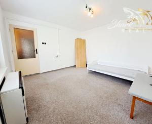 Starší domček s krásnym pozemkom