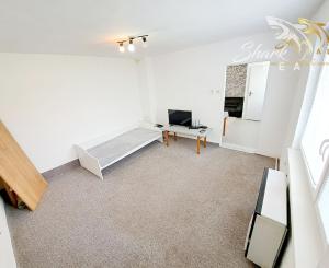 Starší domček s krásnym pozemkom