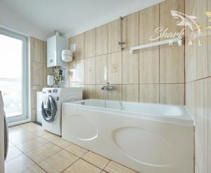 BEZKONKURENČNÁ CENA!  Slnečný 5-izbový rodinný dom na Slnečnej ulici