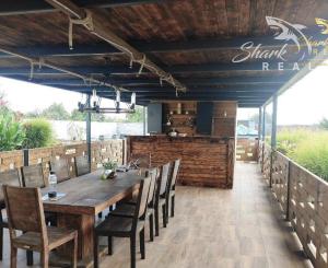 SHARK REAL ponúka výnimočná nehnuteľnosť s bazénom a pozemkom 2500m2