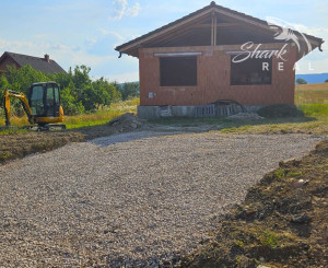 NOVÁ CENA! Rozostavaný bungalov v krásnom prostredí