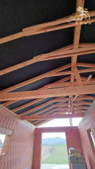 NOVÁ CENA! Rozostavaný bungalov v krásnom prostredí