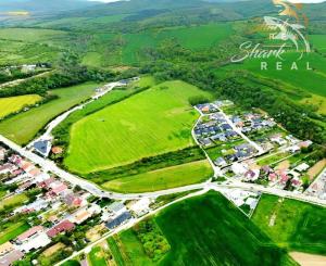 TOP CENA,  stavebný pozemok 4781m2 aj  pre developerov