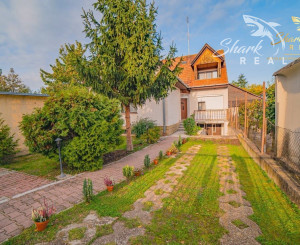 Poschodový dom v tichej lokalite Piešťan