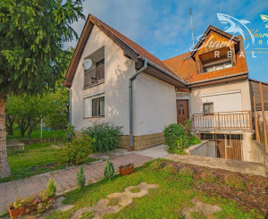 Poschodový dom v tichej lokalite Piešťan