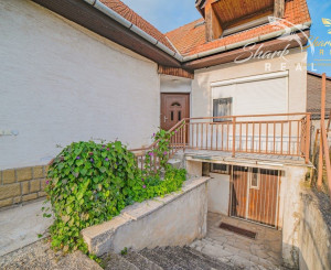 Poschodový dom v tichej lokalite Piešťan