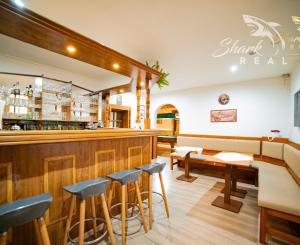 VÝRAZNÁ ZĽAVA! Očarujúci penzión s reštauráciou, bazénom, welness a ihriskom