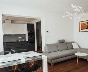 2 izbový byt - TRI VEŽE