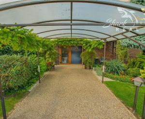 Peknučký zrekonštruovaný dom s veľkou úžitkovou záhradou