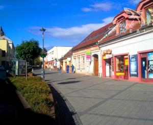 Na predaj polyfunkčný objekt v centre Hlohovca