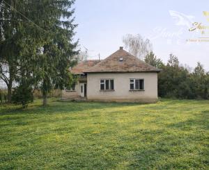 Na predaj rodinný dom v tichej a zelenej obci Štefanovičová (okres Nitra)