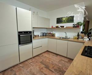 TOP PONUKA! Veľkometrážny rodinný dom na predaj