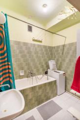 5-izbový byt 135m2 v historickom dome pri Eurovei - DOHODA možná