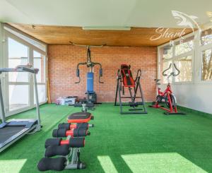 Jedinečná rodinná usadlosť s bazénom, posilňovňou, wellness a hosťovským domom