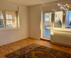 DOM SO ZÁHRADOU | TOPOĽOVÁ ULICA, SEREĎ