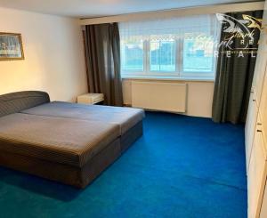 DOM SO ZÁHRADOU | TOPOĽOVÁ ULICA, SEREĎ