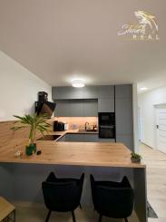 EXKLUZÍVNE NA PREDAJ Moderný 4-izbový rodinný dom – dvojdom | Smreková ulica, Lužianky