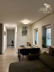 EXKLUZÍVNE NA PREDAJ Moderný 4-izbový rodinný dom – dvojdom | Smreková ulica, Lužianky