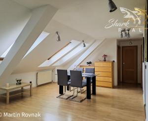 Exkluzívny mezonet na skok od Downtownu - tiché bývanie, ako aj predpripravená investícia