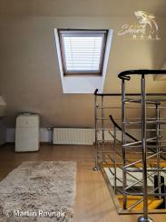 Exkluzívny mezonet na skok od Downtownu - tiché bývanie, ako aj predpripravená investícia