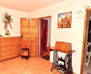 ZNÍŽENÁ CENA - Útulný rodinný dom s veľkou upravenou záhradou