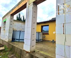 Rozostavaný rodinný domček