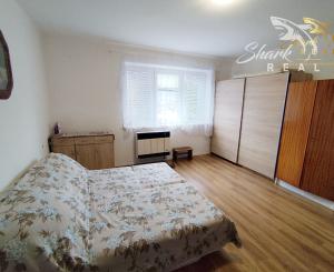 Rodinný dom s veľkorysým investičným pozemkom na predaj