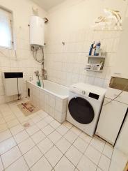 Rodinný dom s veľkorysým investičným pozemkom na predaj